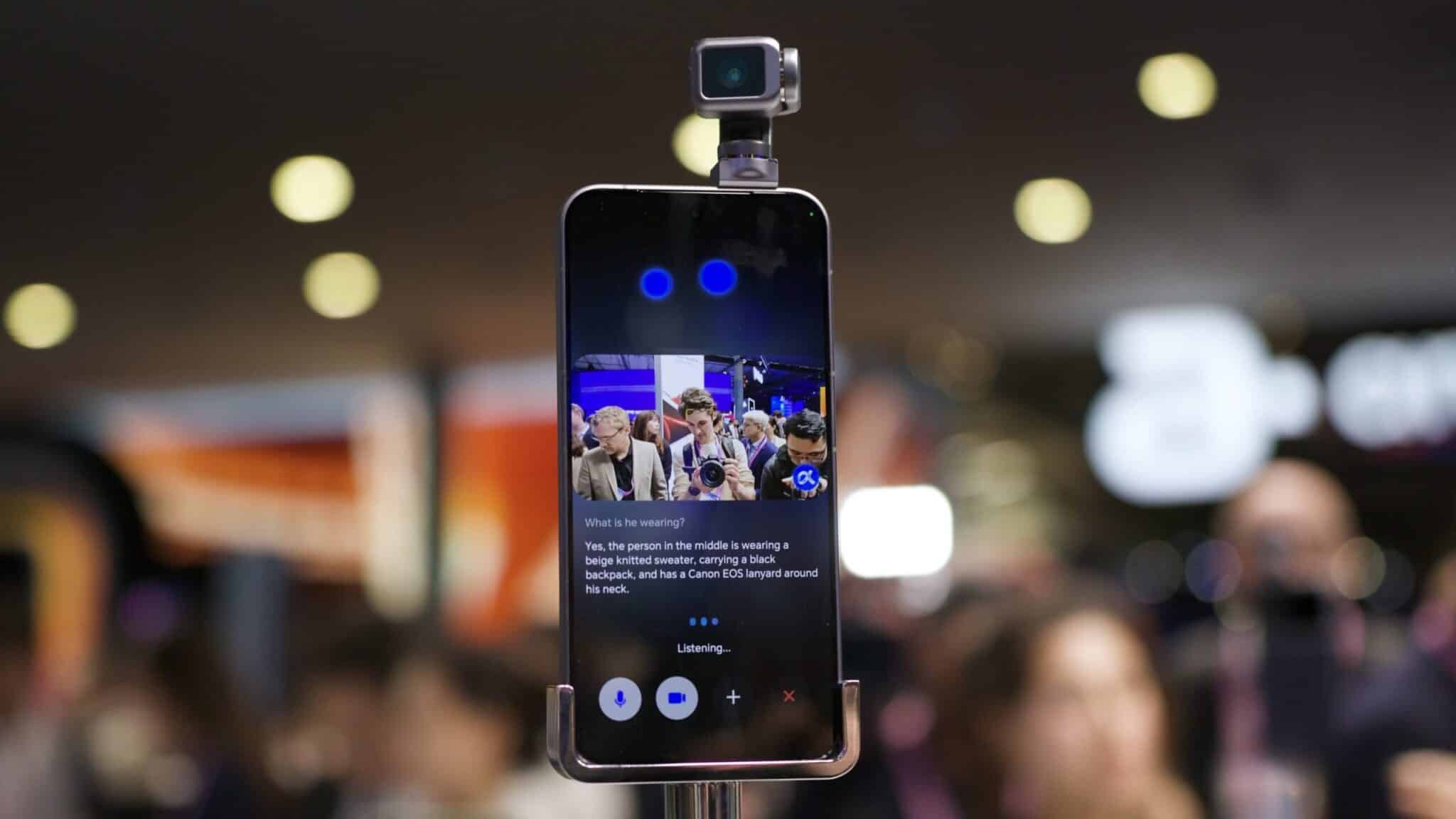 Инновационный ажиотаж: Honor Robot Phone установил рекорд по предзаказам среди всех флагманов бренда