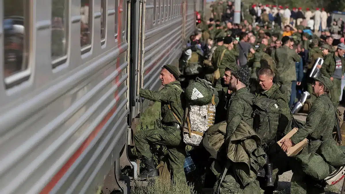 Призрак новой мобилизации: почему Z-каналы заговорили о призыве 1,2 миллиона россиян