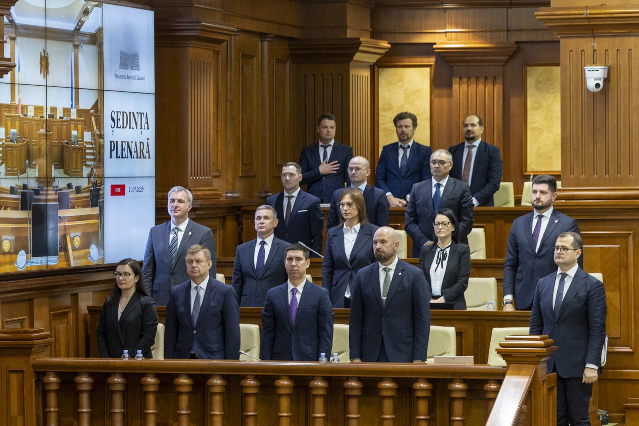 Василе Тофанның кабинеті бекітілді: Молдова парламенті жаңа үкіметке сенім білдірді