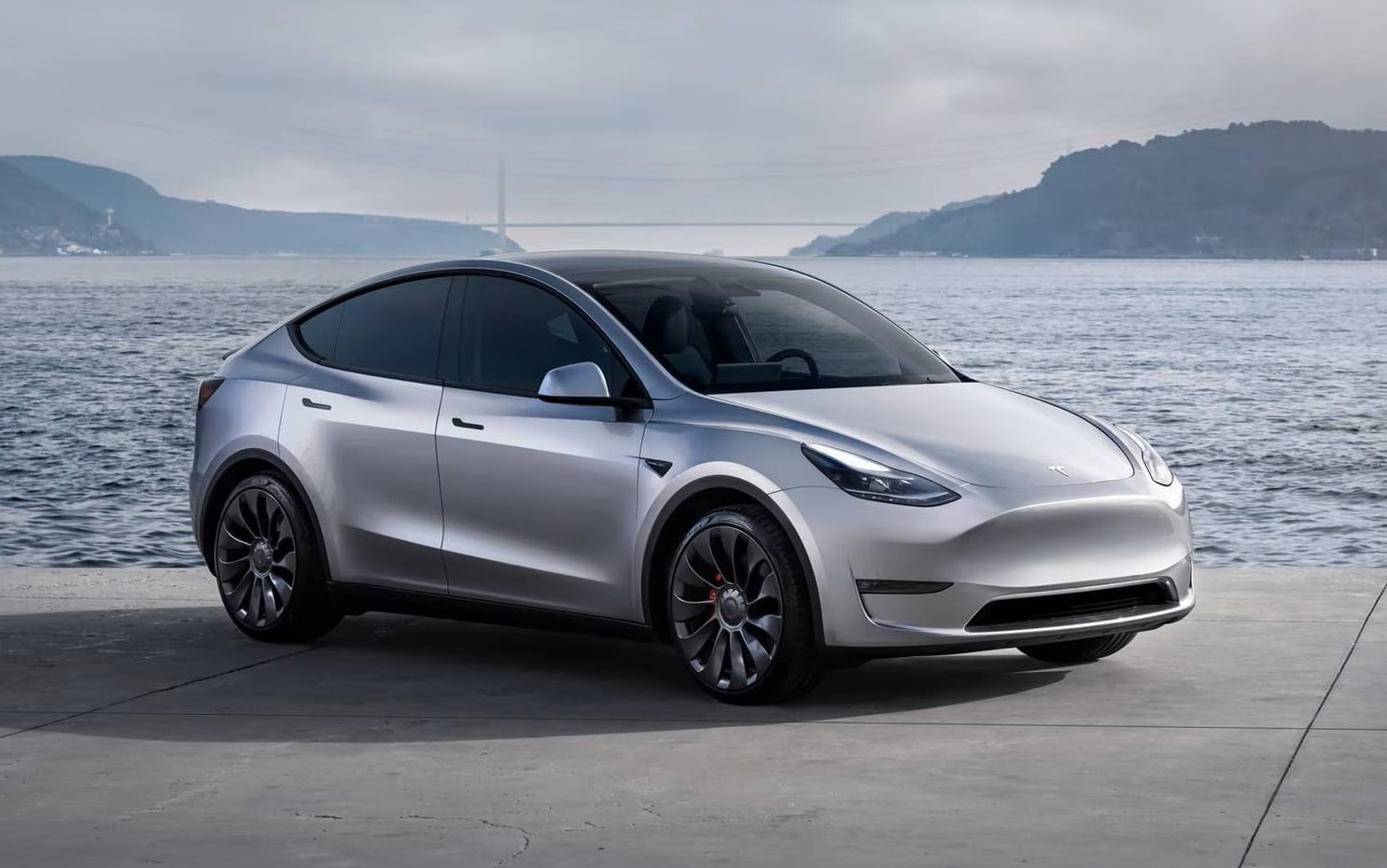 Мировой авторынок 2026: Tesla Model Y вырывается в лидеры продаж