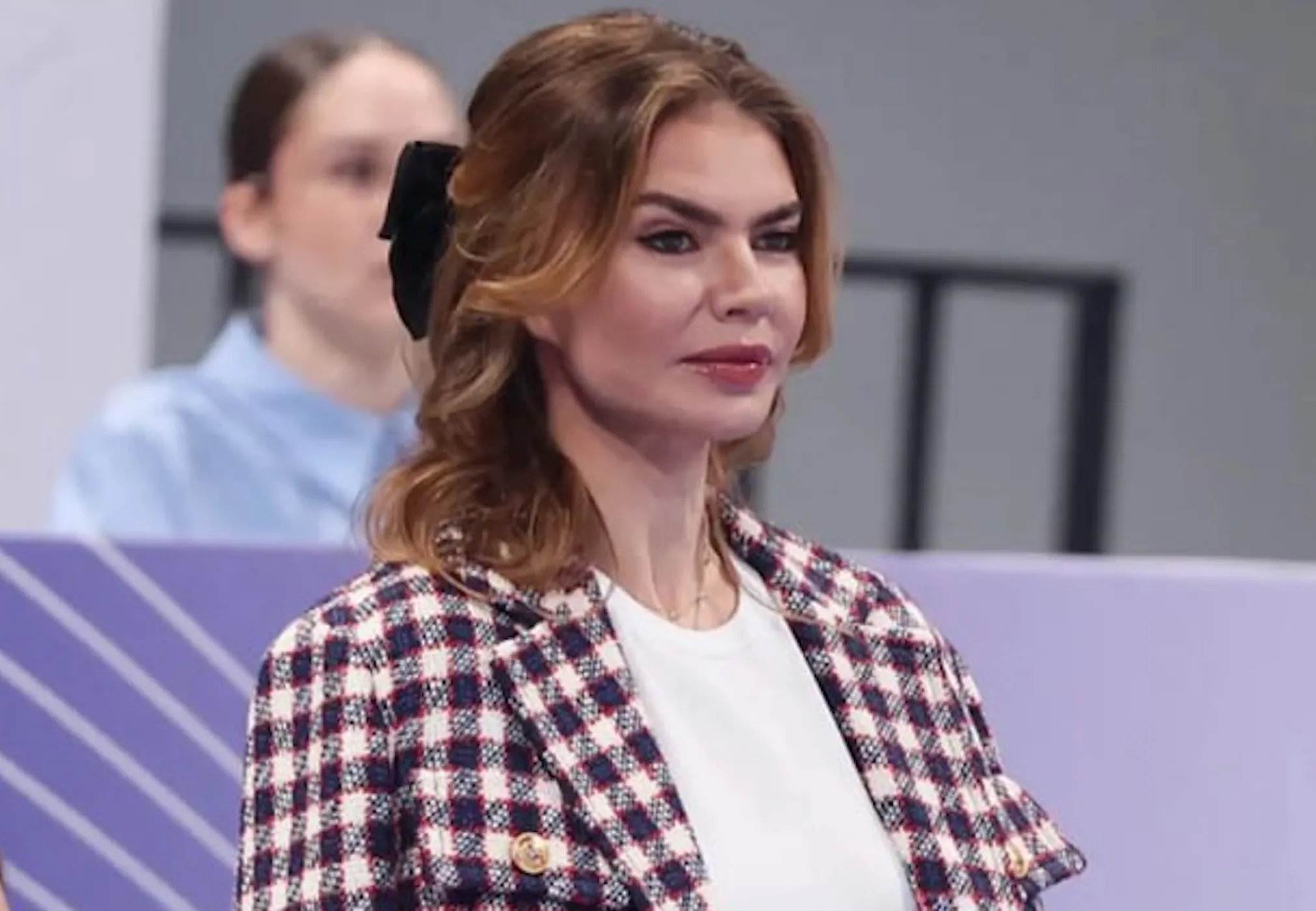 «Аспандық рақымдағы» трагедия: Алина Кабаева гимнасттарды «тозған» күйінде кілемге шығудан құтқарды