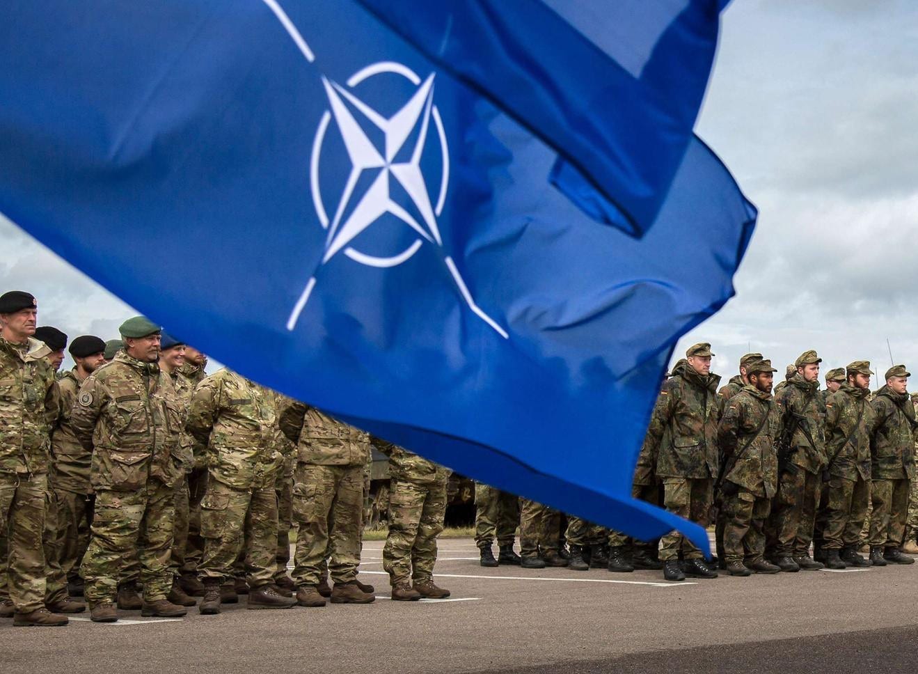 Балтық желісі: НАТО Мәскеудің гипотетикалық соққысын тоқтата ала ма?