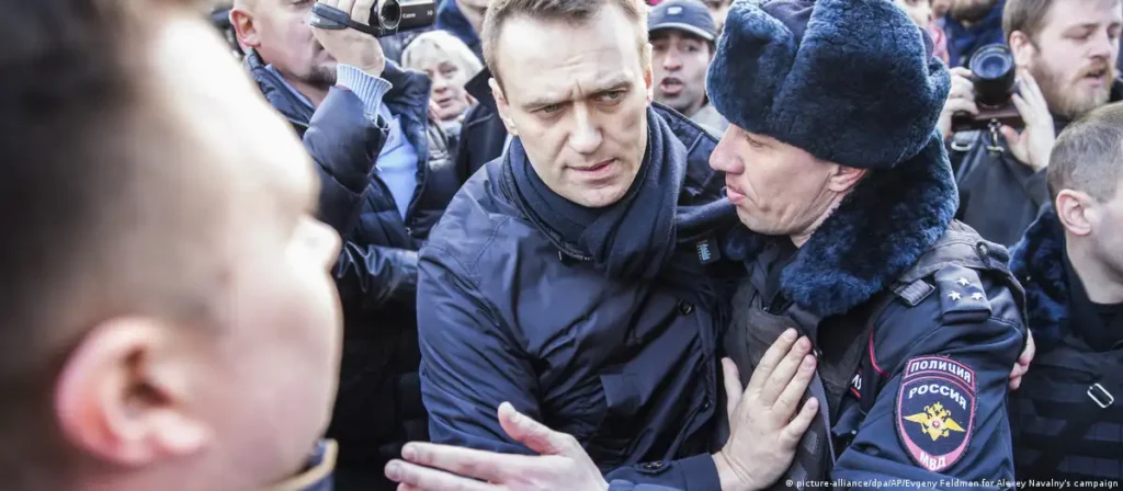 Алексей Навальный во время задержания 25 марта 2017 г.