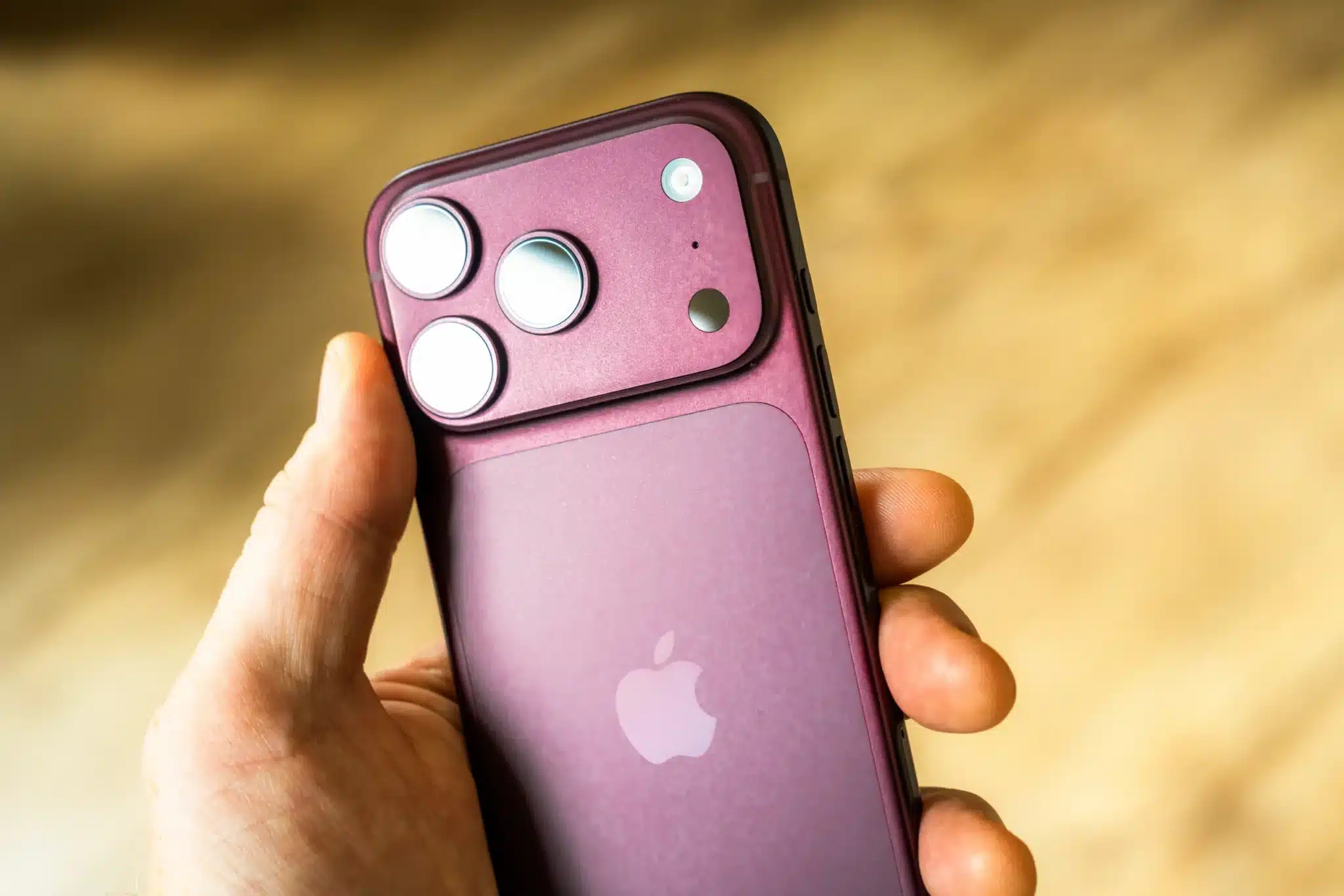 Продажи iPhone 18 Pro за три недели обошли показатели предыдущей модели