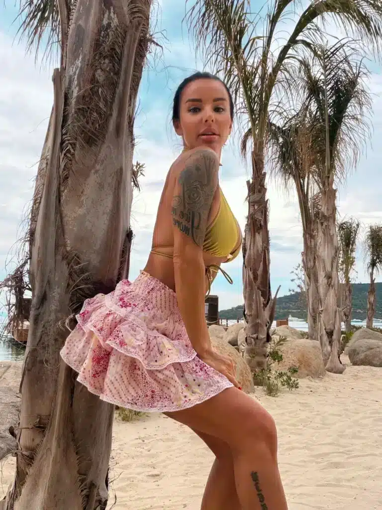 Юлия Волкова